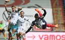 De chilena, Funes Mori se lució con el remate ante Gallos. Foto: Imago7