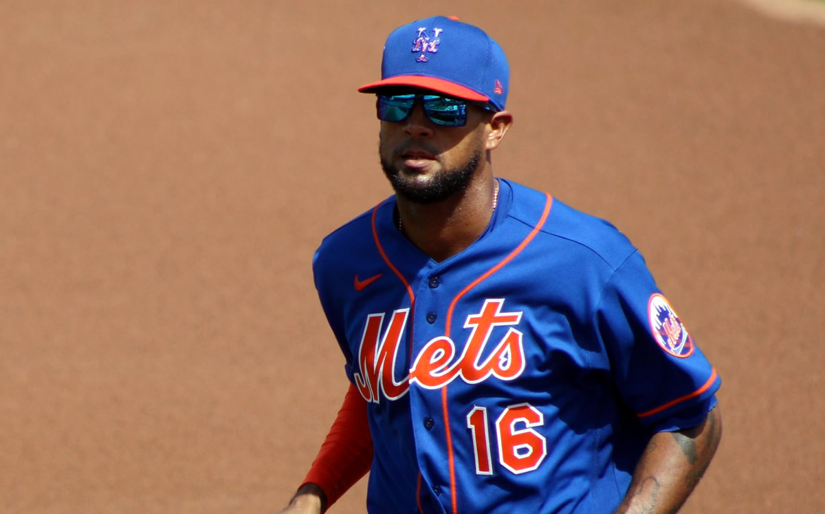 MLB: José 'Cafecito' Martínez, fuera por lesión