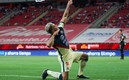 Hanry Martin rindió homaneja al Cuau en el Akron. Foto: Imago7