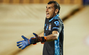 Nahuel Guzmán detuvo un penal a Gallos Blancos. (Fotos: Mexsport)