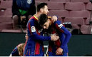 Messi y Pedri compartiendo el campo. (EFE)