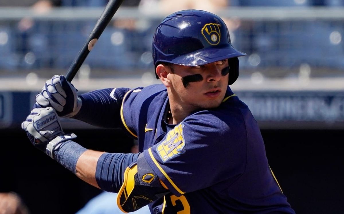 Luis Urías se prepara para su segunda temporada con Brewers tras ser cambiado por los Padres. (Foto: MLB.com)