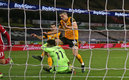 Conor Coady noqueó a Rui Patricio (AFP)