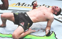 Miocic nada pudo hacer (Cortesía Twitter @SportsCenter)