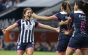 Valeria Valdez festeja con sus compañeras tras anotar. (Foto: Mexsport)