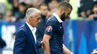 Didier Deschamps y Karim Benzema, con una historia larga en selección de Francia (AFP)