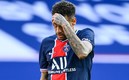 Neymar no se pudo controlar y vio la roja en los últimos minutos del encuentro. Foto: AFP