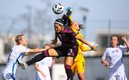 Renae Cuellar buscó marca de cabeza ante Eslovaquia. FOTO: Imago7.
