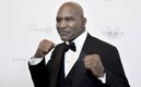Evander Holyfield regresará al box a sus 57 años, pero solo para combates a beneficio. Foto: AP