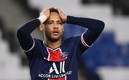 Neymar no podía creer su falla. FOTO: AFP
