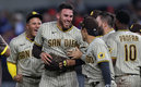 Los Padres hicieron historia ante Rangers (AFP)