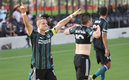 El Chicharito fue la figura de la semana (AFP)