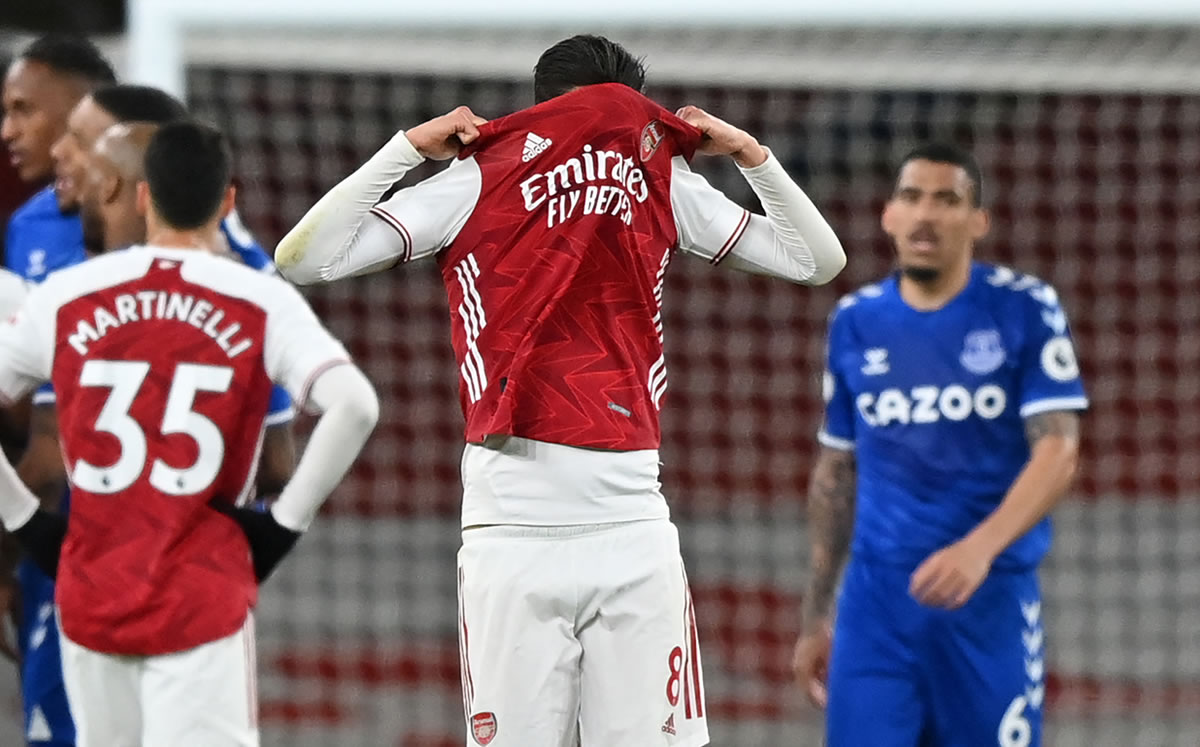 Arsenal vs Everton (0-1): Un error increíble condena a los Gunners