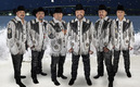 Intocable lo anunció en sus redes sociales, que estarán en vivo. (Foto: Instagram @grupoIntocable)