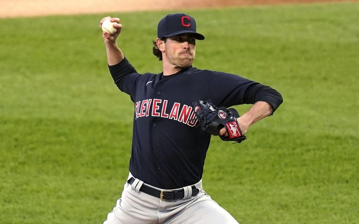 En 18 juegos, Shane Bieber ha ponchado a 190 bateadores. (Foto: AP)