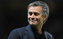 Mourinho de inmediato aceptó tomarse la fotografía con el reportero. (Foto: Mexsport)