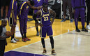 LeBron no pudo embocar la canasta del triunfo (AFP)