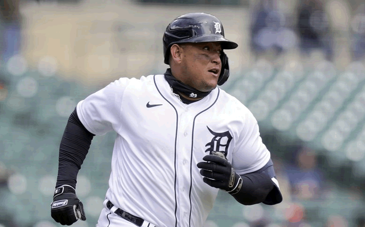 ¡UNA MARCA MÁS! Miguel Cabrera supera a Babe Ruth [VIDEO]
