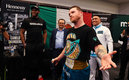 Canelo Álvarez se regodeó de su triunfo ante Saunders. (Foto: Mexsport)
