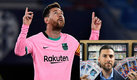 Damián Olivera muestra parte de los cromos de Messi que posee. (Reuters | La Nación)