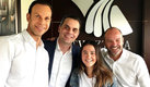 Martinoli y Luis García con la hija del Doctor, Lorenza, y Zague. (IG @GarciaPosti)