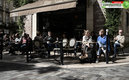 Así lucieron algunos cafés este día. (AFP)