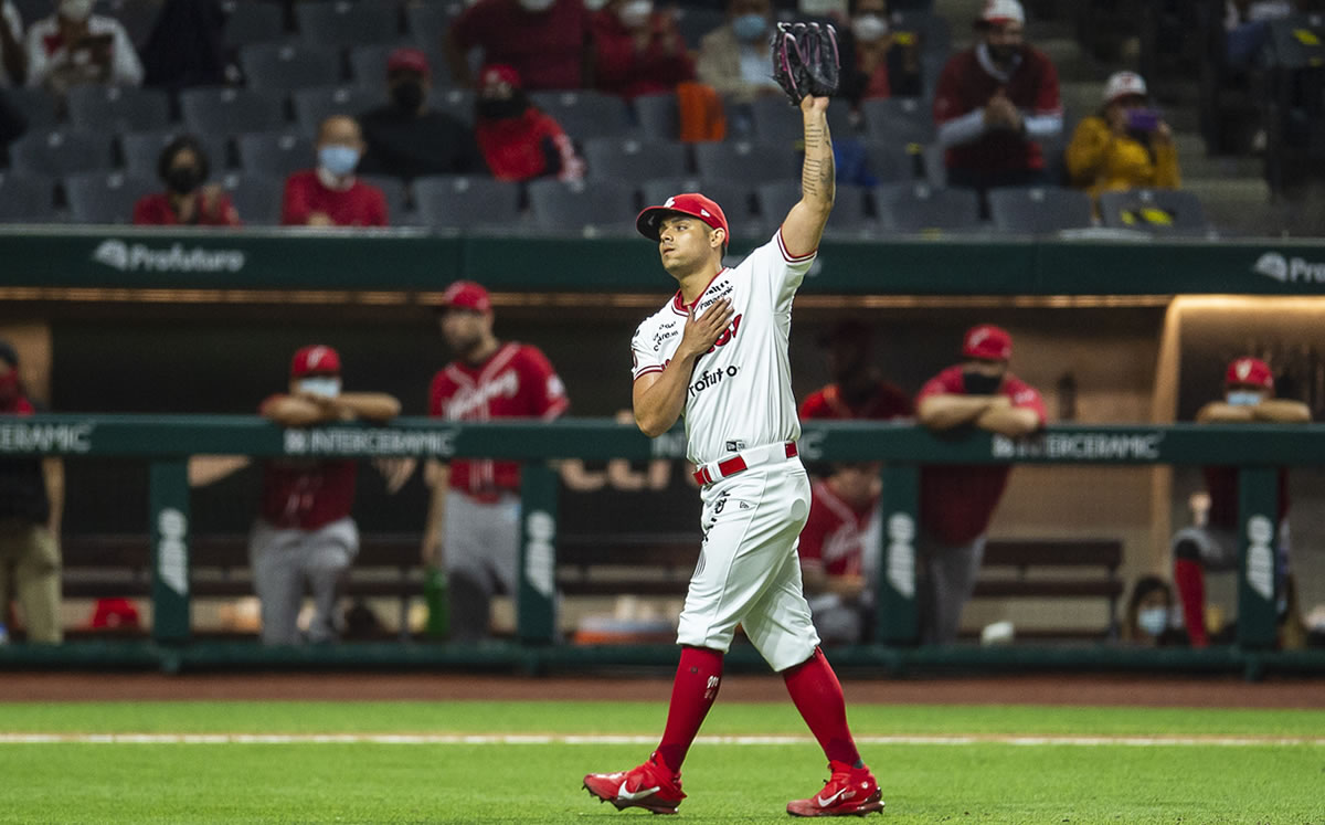 Roberto Osuna, ex de los Houston Astros, retiró la novena entrada sin daño (MEXSPORT)