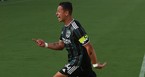 Chicharito buscará seguir en plan goleador ante Portland (Foto: AFP)