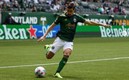 El lateral mexicano es titular indiscutible en los Timbers y se mandó un partidazo en el que Chicharito no apareció. Foto: Instagram Van Rankin