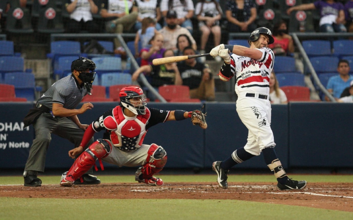 Sultanes empató en la octava, pero en la alta del noveno les hicieron una más. (Foto: Roberto Alanís)
