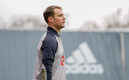 Neuer no se toma muy en serio el futbol durante la pandemia. (FOTO: AFP)