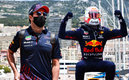 Checo ha alanzado el rendimiento de Verstappen en lapsos. (Fotos: Red Bull)