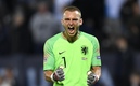 Jasper Cillessen dio positivo a covid-19. (Foto: AP)