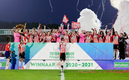 Ceci Santiago es campeona de la Copa con la PSV Femenino.