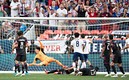 Así vencieron a Guillermo Ochoa en el gol de EE.UU. Foto: Imago7