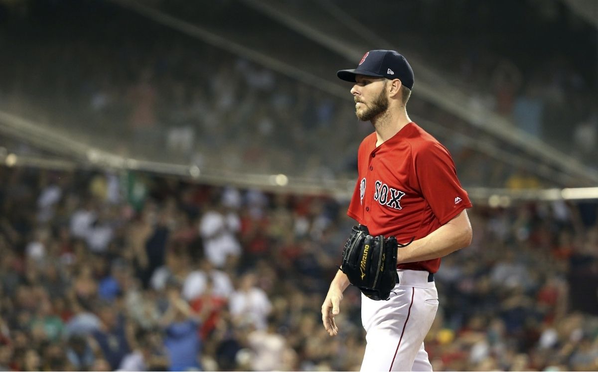 Chris Sale se sometió a una cirugía Tommy John en marzo de 2020. (AP)