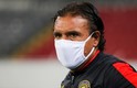 Dávalos seguirá como DT de la U. de G. (Imago7)