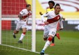 Lapadula y Cristian Cueva fueron las figuras de la noche en Quito (FOTO: AFP)