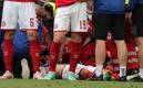 El jugador fue atendido en el terreno de juego de forma inmediata. Foto: AFP