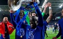 N'Golo Kanté levantando el trofeo de la Champions League. (Instagram @nglkante)