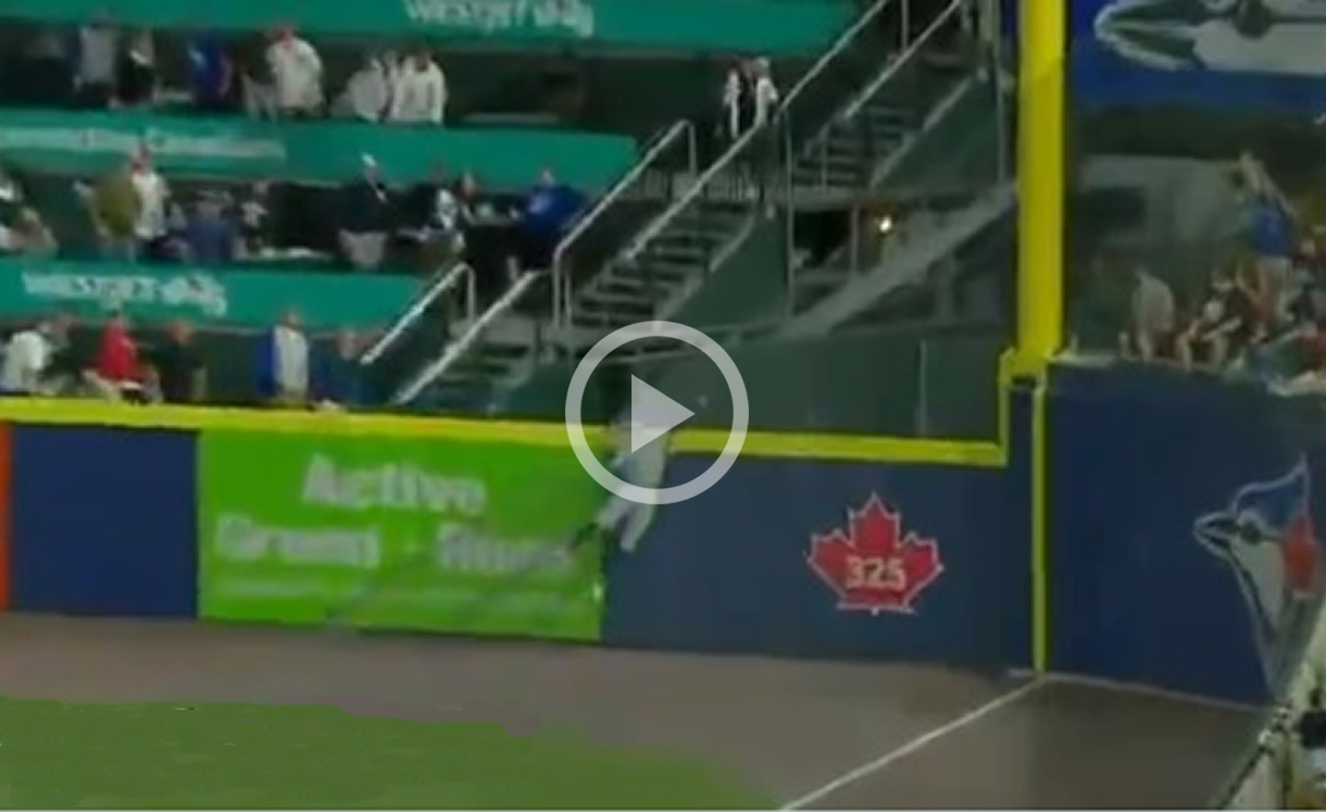 Aaron Judge le roba home run a los Blue Jays [VIDEO]