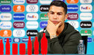 Cristiano Ronaldo tuvo un curioso gesto con unas botellas de Coca-Cola. (Reuters)