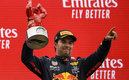 Checo Pérez arruinó la estrategia de Mercedes. (Foto: AFP)