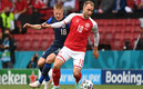 Cristian Eriksen visitó a la Selección de Dinamarca. (FOTO: AFP)