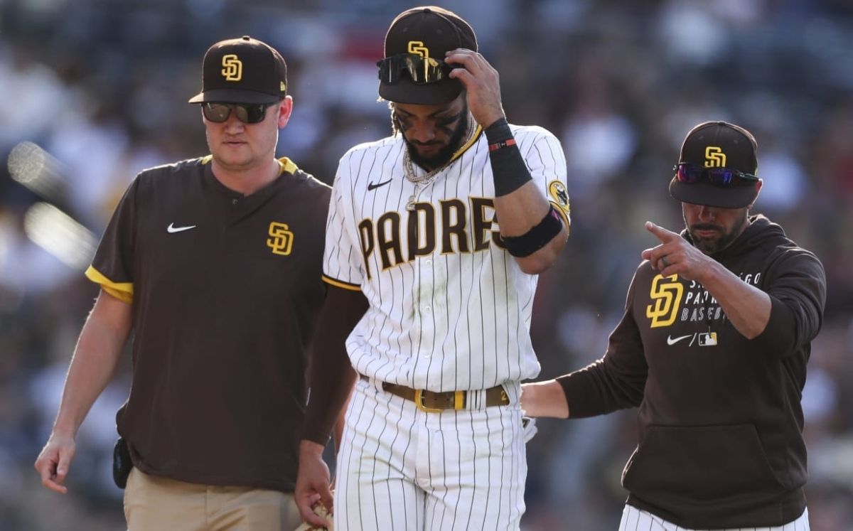Fernando Tatis Jr. ya ha sufrido con el hombro esta temporada 2021. (MLB.com)
