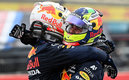 Checo Pérez presume una buena relación con Verstappen. (Foto: AFP)