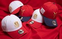 Las nuevas gorras conmemorativas de Chivas. Foto: cortesía New Era