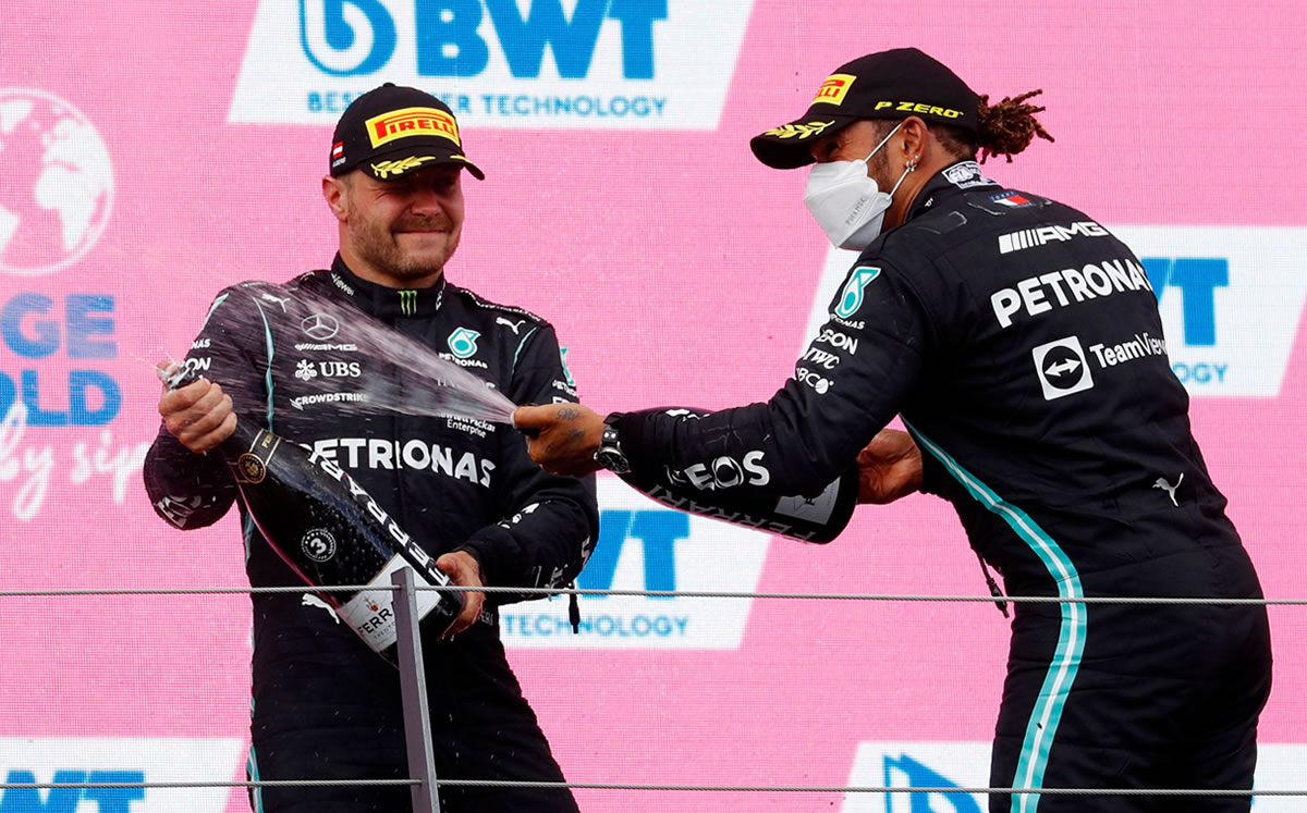 Bottas se quedó con el tercer sitio delante del mexicano (Reuters)