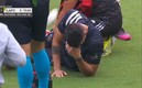 Pulido se vio sumamente dolido luego del contacto que lo dejó fuera del juego. Foto: Captura de Pantalla a ESPN