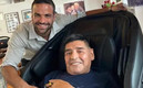 Carlos Díaz  y Diego Maradona. (FOTO: Carlos Díaz)